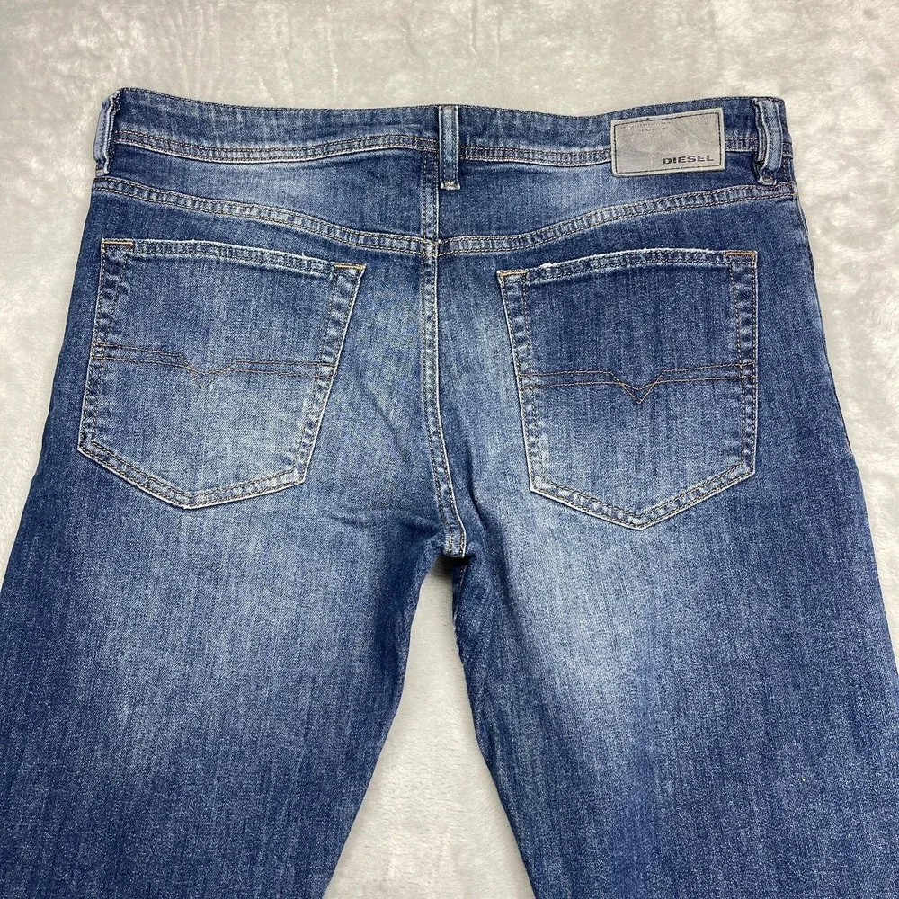 Diesel Jeans Mens 34x30 Blue Denim Stretch Buster Regular Slim Fit Tapered Leg